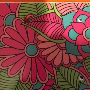 Meet your Posher, Claudia